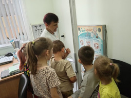 🏥16 июня в детском саду «Рябинка» темой дня стал День медицинского работника.🚑 🏥16 июня в детском саду «Рябинка» темой дня стал День медицинского работника.🚑.